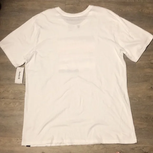 Brand🆕🔥💖🔥 HURLEY short sleeve tee - Picture 2 of 7